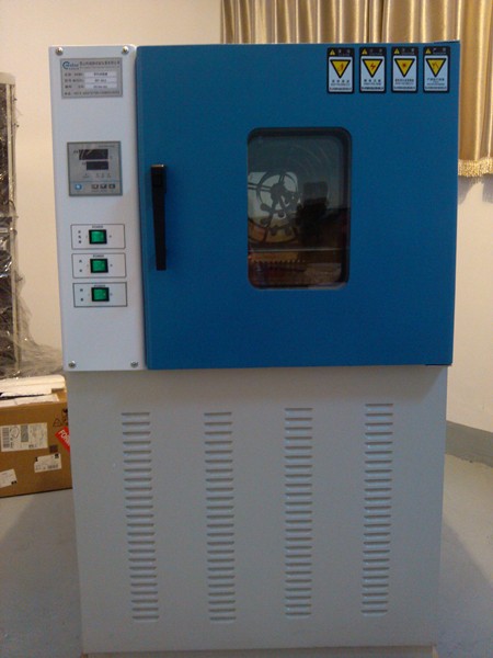 橡胶老化试验箱