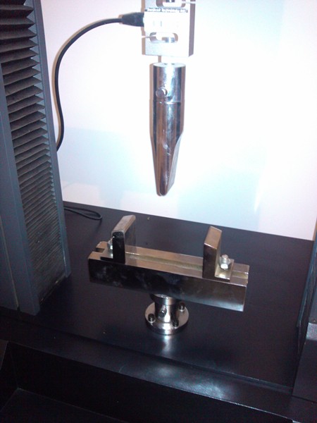 塑料拉力试验机塑料拉伸弯曲试验机